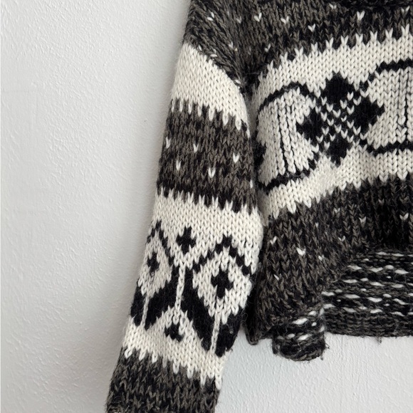 Free People Women's Cropped Sweater - Picture 2 of 3